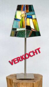 Lamp met rechte kap van glas, Tiffany Techniek